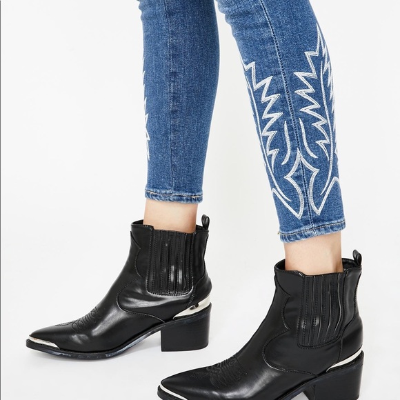 Levi’s 721 High Rise Embroidered Skinny Je… - Picture 8 of 8